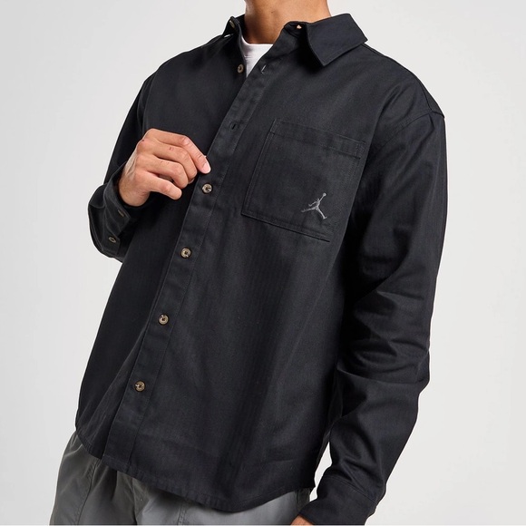 Jordan Heavyweight Button-Down Shirt - Picture 3 of 15